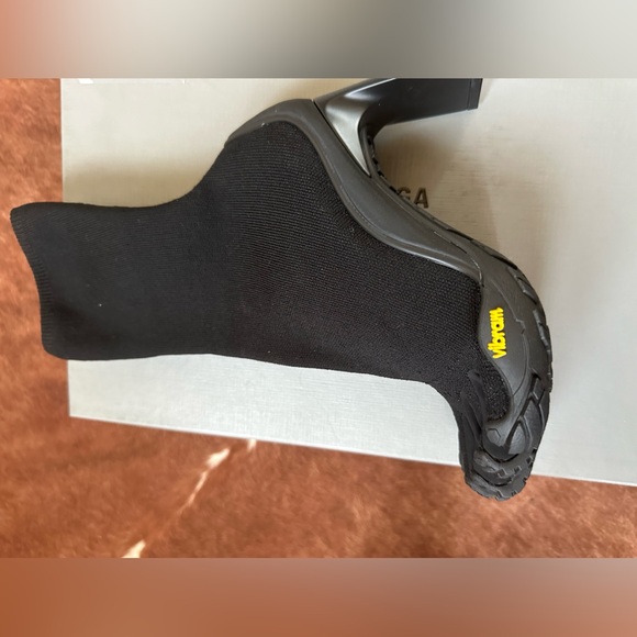 Balenciaga x Vibram Five Finger Toe Heel - Picture 9 of 13